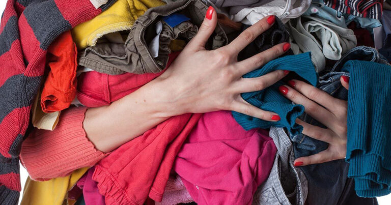 Trentola Ducenta, sospesa per agosto la raccolta degli indumenti usati
